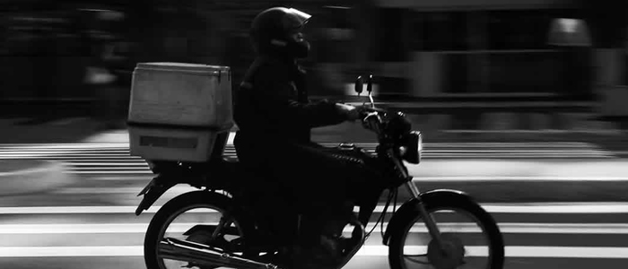 motociclista-sera-indenizado-por-acidente-em-lombada-sem-sinalizacao