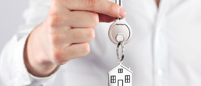 construtora-deve-restituir-corretagem-e-ressarcir-aluguel-por-atraso-na-entrega-de-imovel